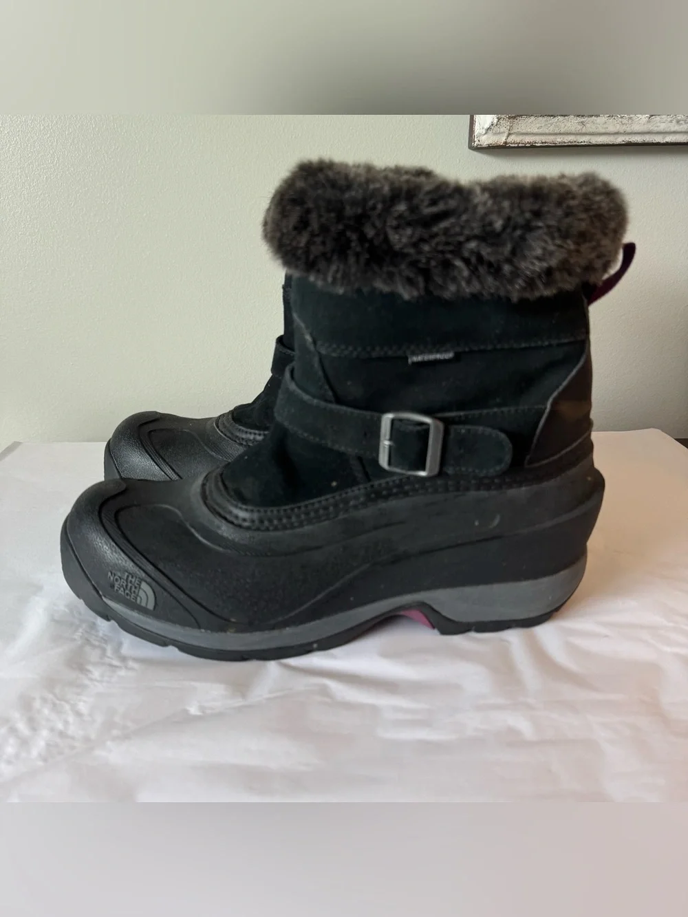 THE NORTH FACE Size 10 Women's Black Chilkat III Pull On Winter Waterproof Boot